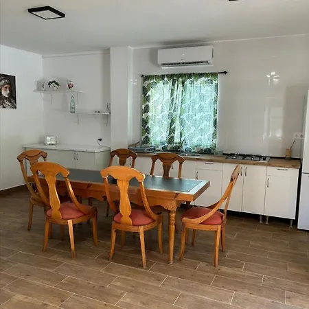 Vila Karma *