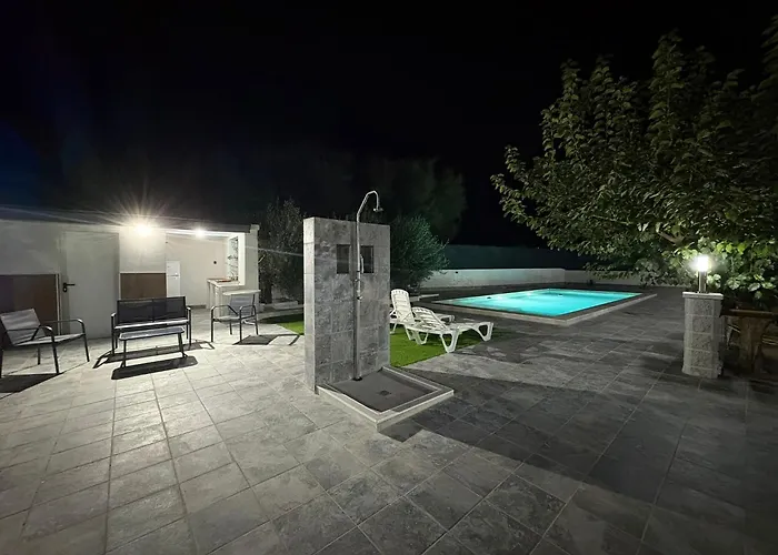 Villa Karma Berja